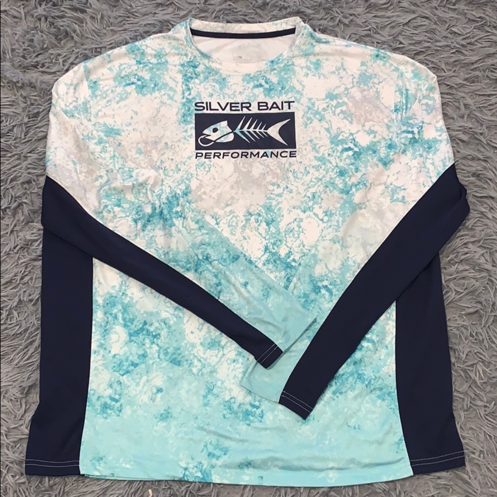 Like New Silver Bait Performance Shirt size XL